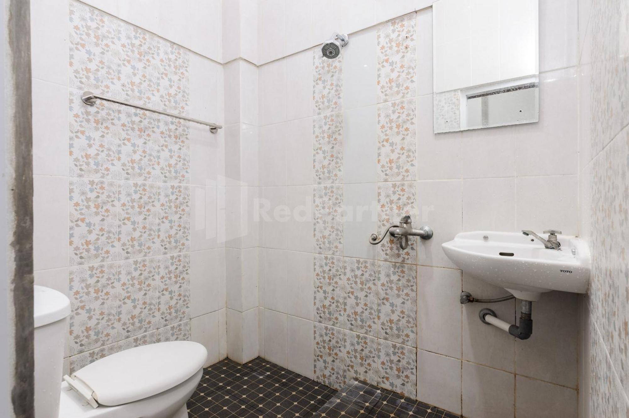 Ian Hotel Jaksa Mitra Reddoorz Jakarta Kültér fotó