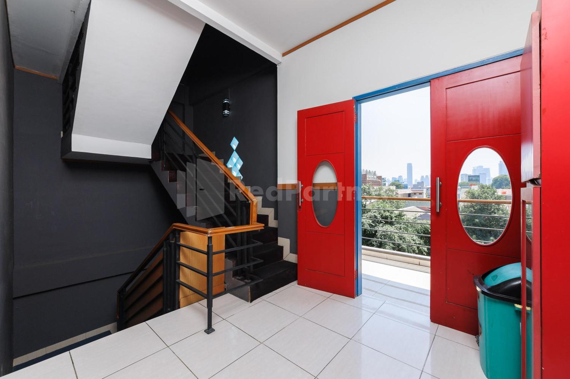 Ian Hotel Jaksa Mitra Reddoorz Jakarta Kültér fotó